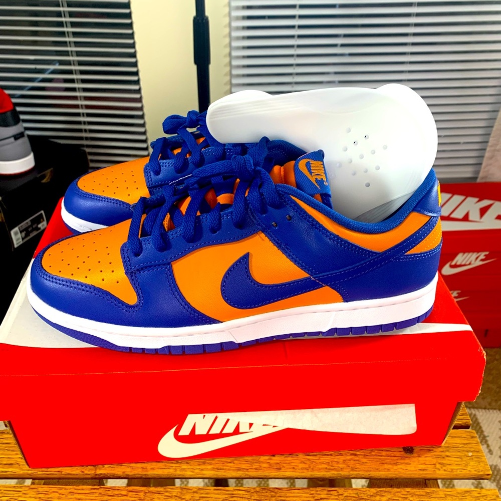 Men’s 11 Nike Dunk Low Retro Knicks Colorway Sneakers SKU 606
